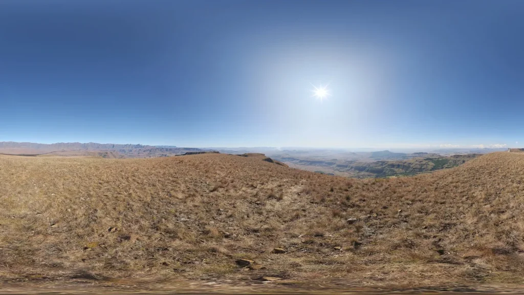 Drakensberg dağlarının geniş panoramik görünümü