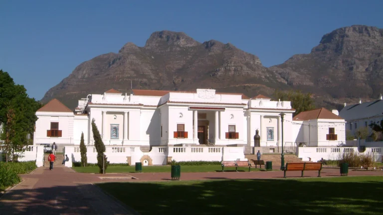 Cape Town South African National Gallery binasını gösteren fotoğraf
